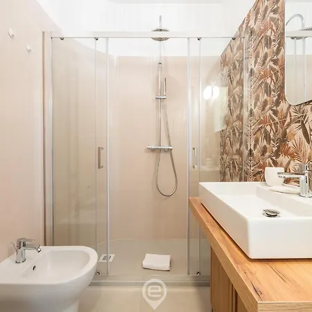 شقة Bright Trieste Terrace كالياري