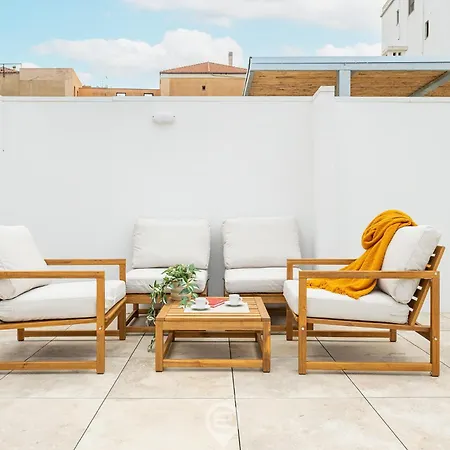 Bright Trieste Terrace كالياري