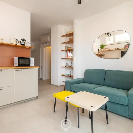 Lägenhet Bright Trieste Terrace Cagliari